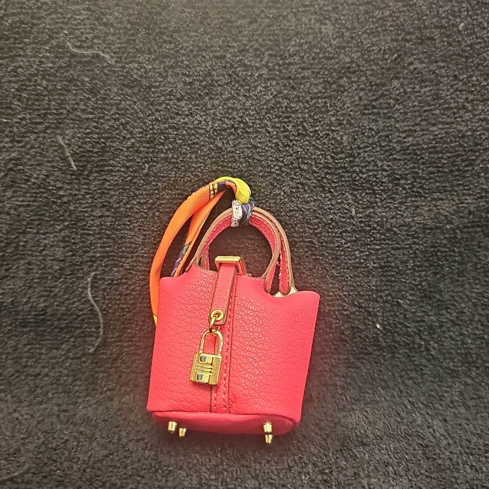 Unbranded Stylish Pink Bag Charm with Gold Accents